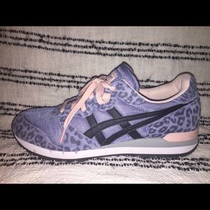 ASICS Tiger